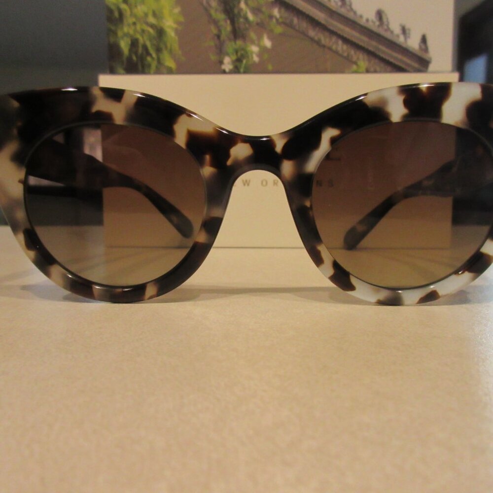 KREWE NEW ORLEANS Olivia Polarized Tortoise Shell Sunglasses - Picture 3 of 4